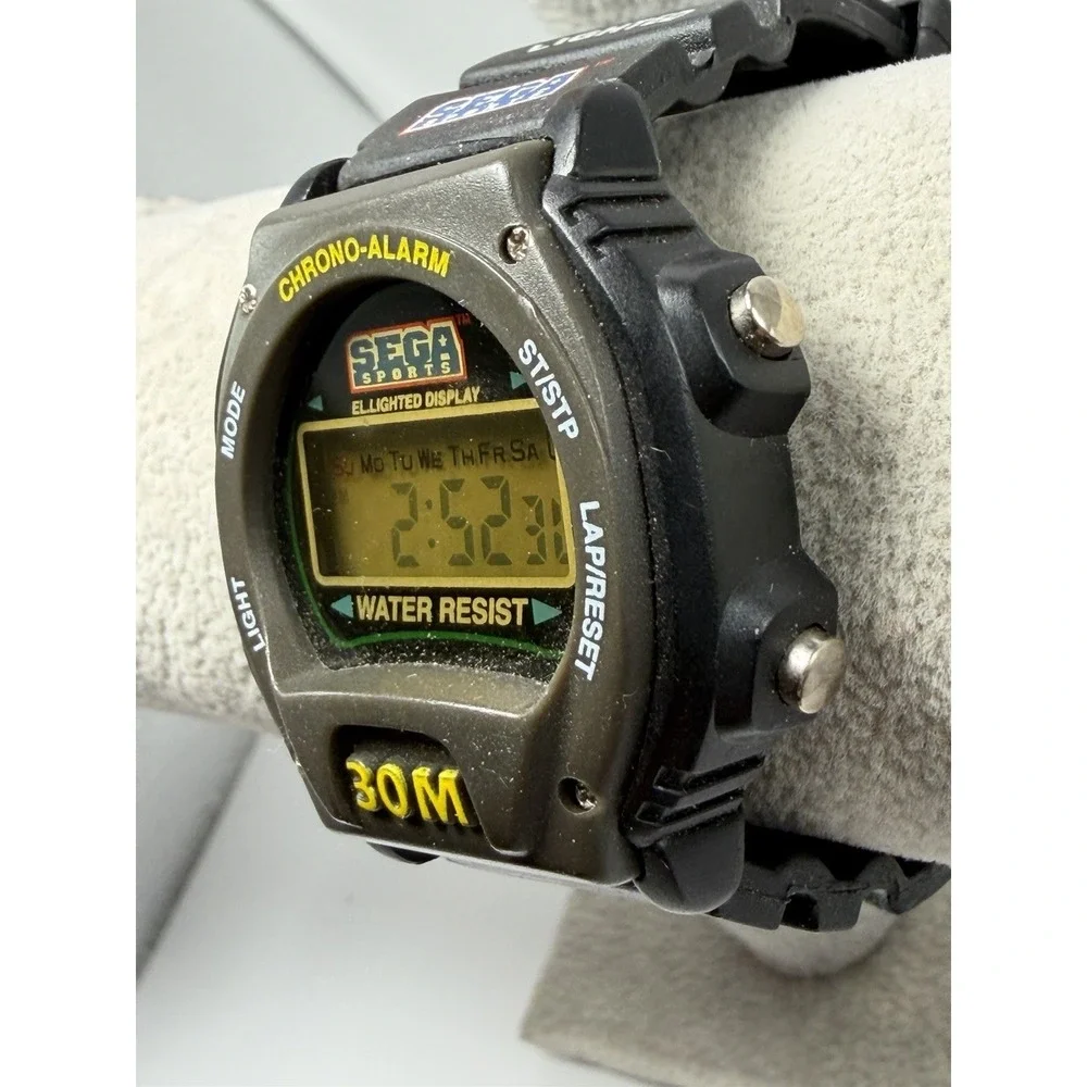 Sega Sports 1997‎ Vintage Mens Digital Watch New Battery 41MM 8.25